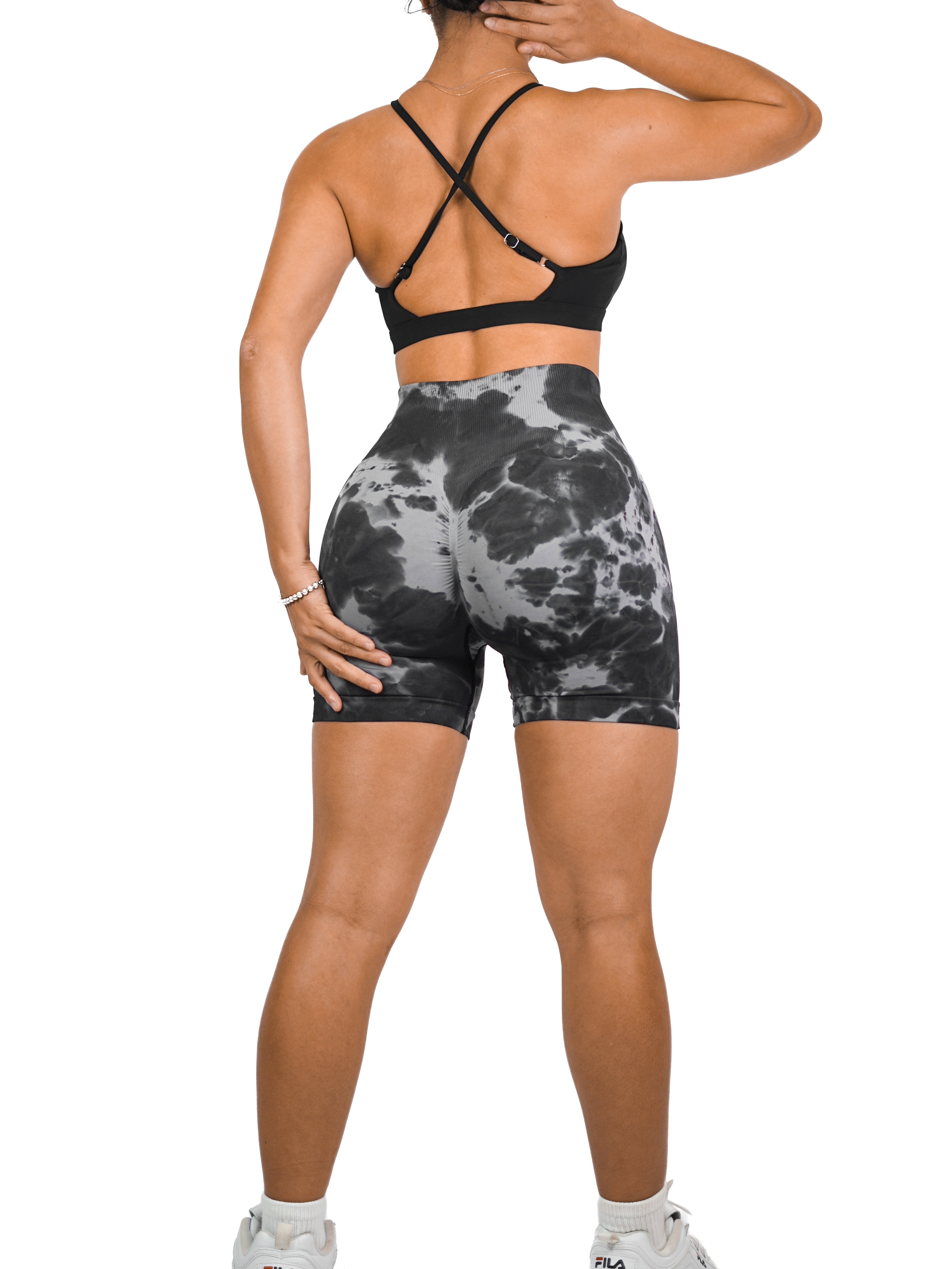 Body Paint Seamless Scrunch Shorts (Gray & Black)