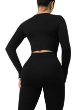 Load image into Gallery viewer, Fitted Ribbed Long Sleeve Top (Black)