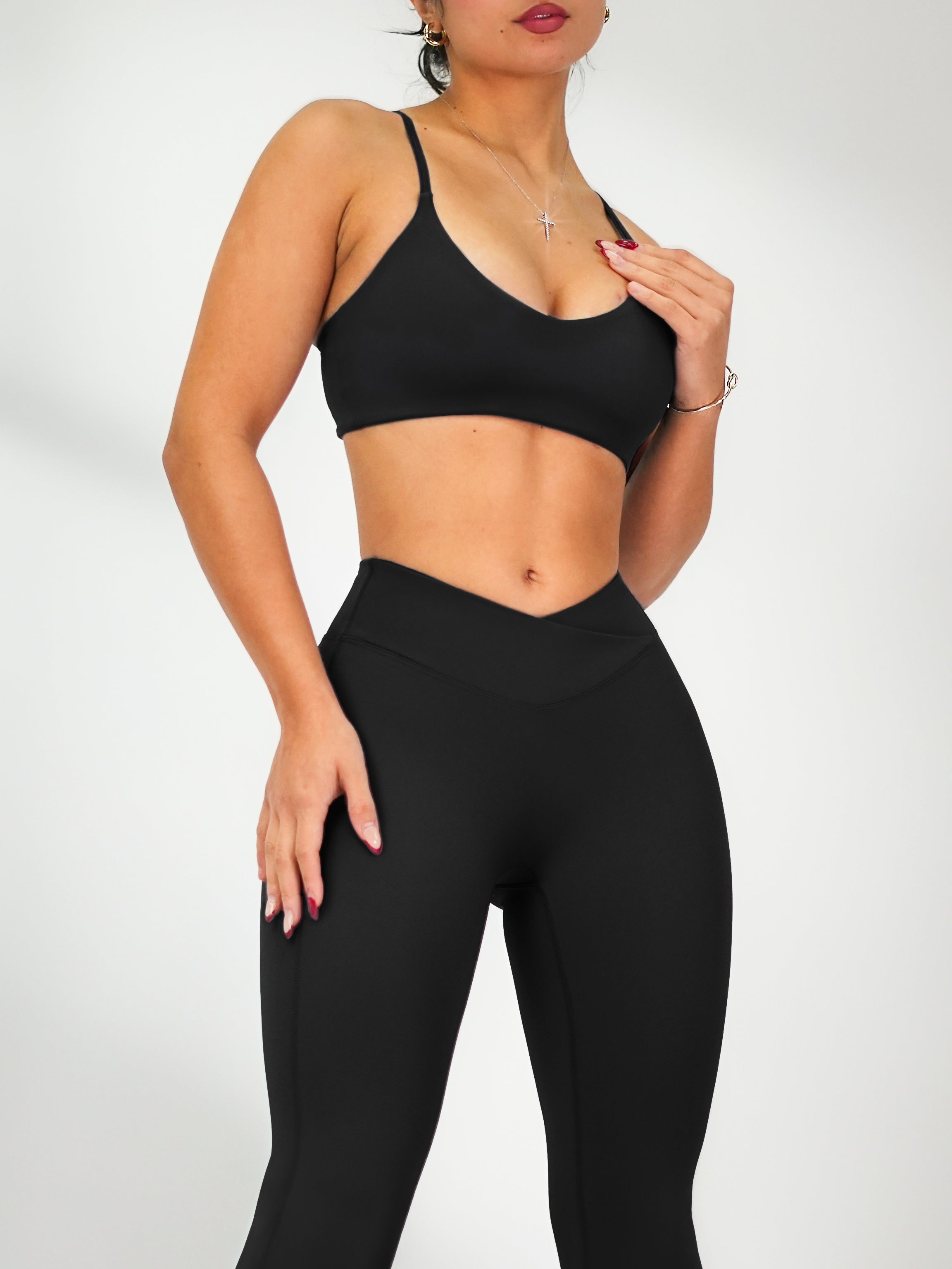 Oasis Sports Bra (Black)