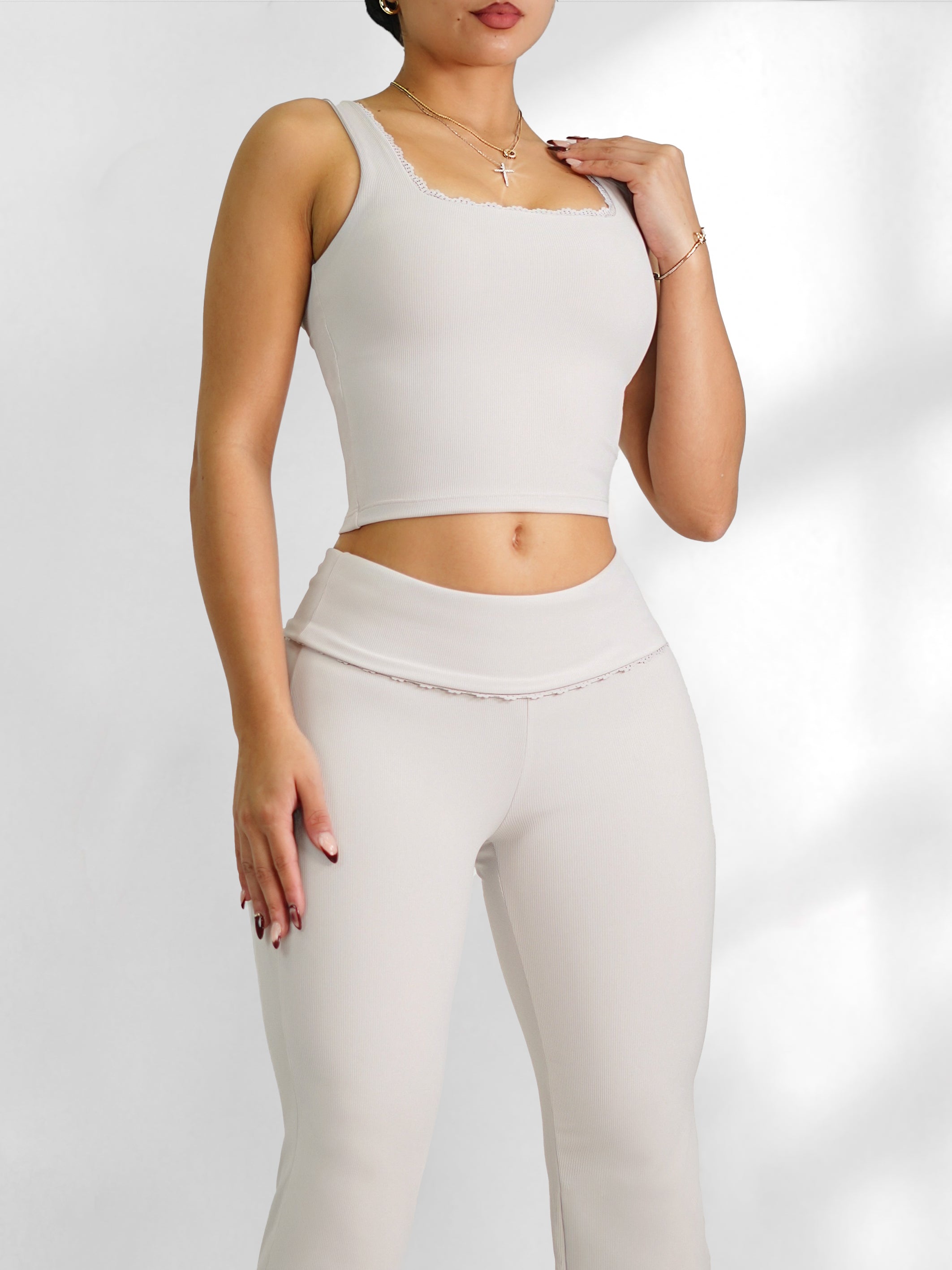 Lace Pilates Sports Top (Off-White)