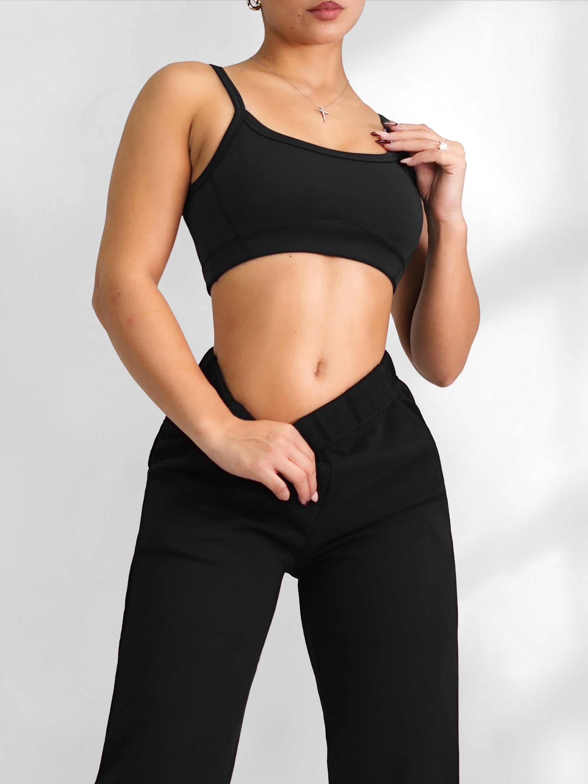 Cutesy Sports Bra (Black)