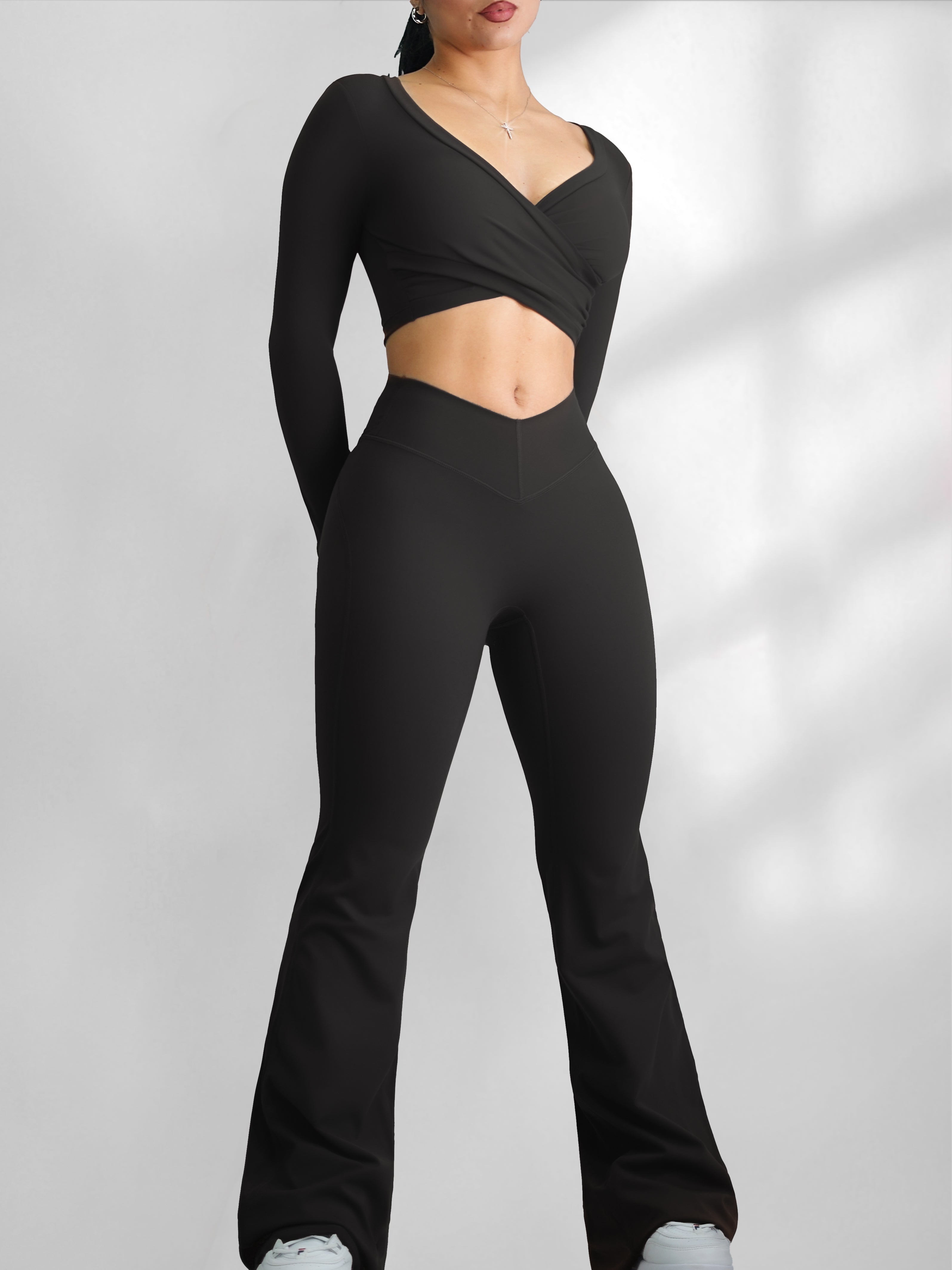 Pilates V Flare Leggings (Black)