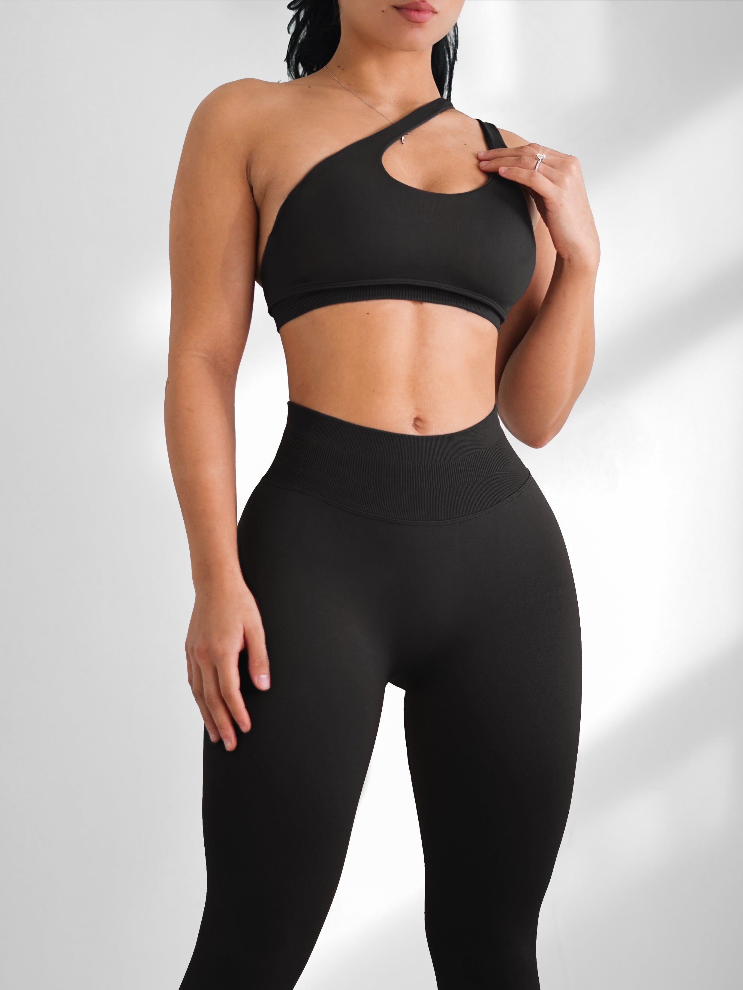 Premier Motion One Shoulder Sports Bra (Black)