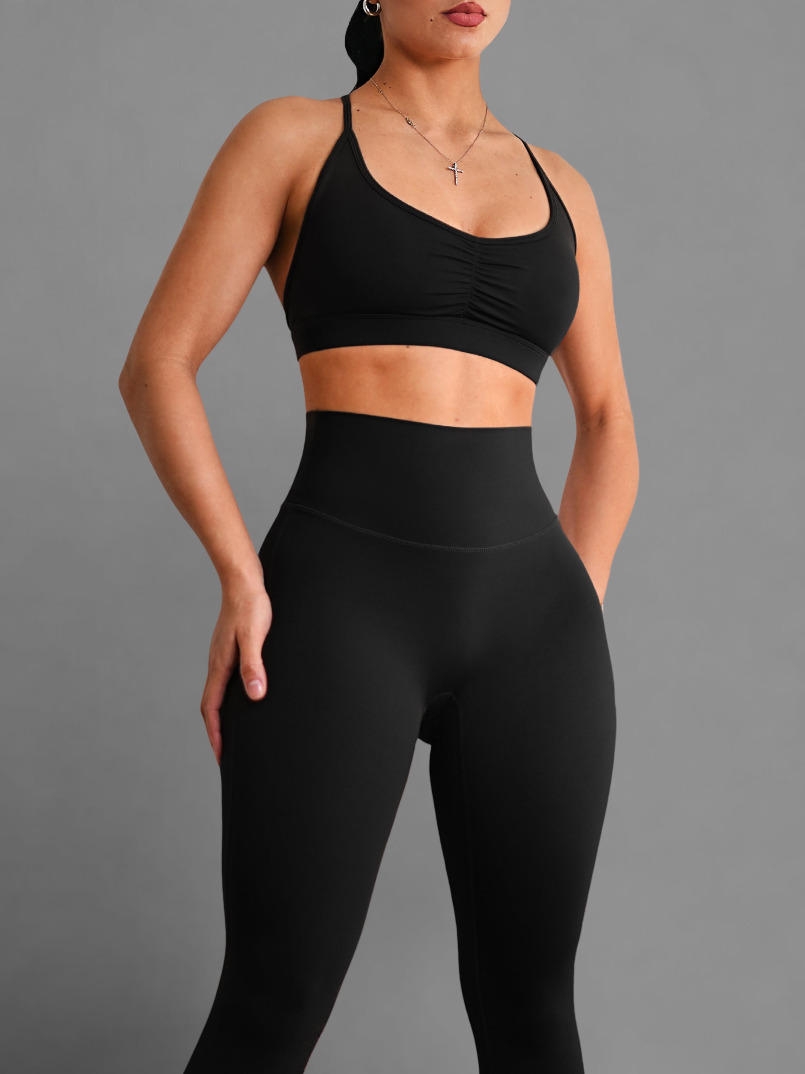 Reformer Sports Bra (Black)