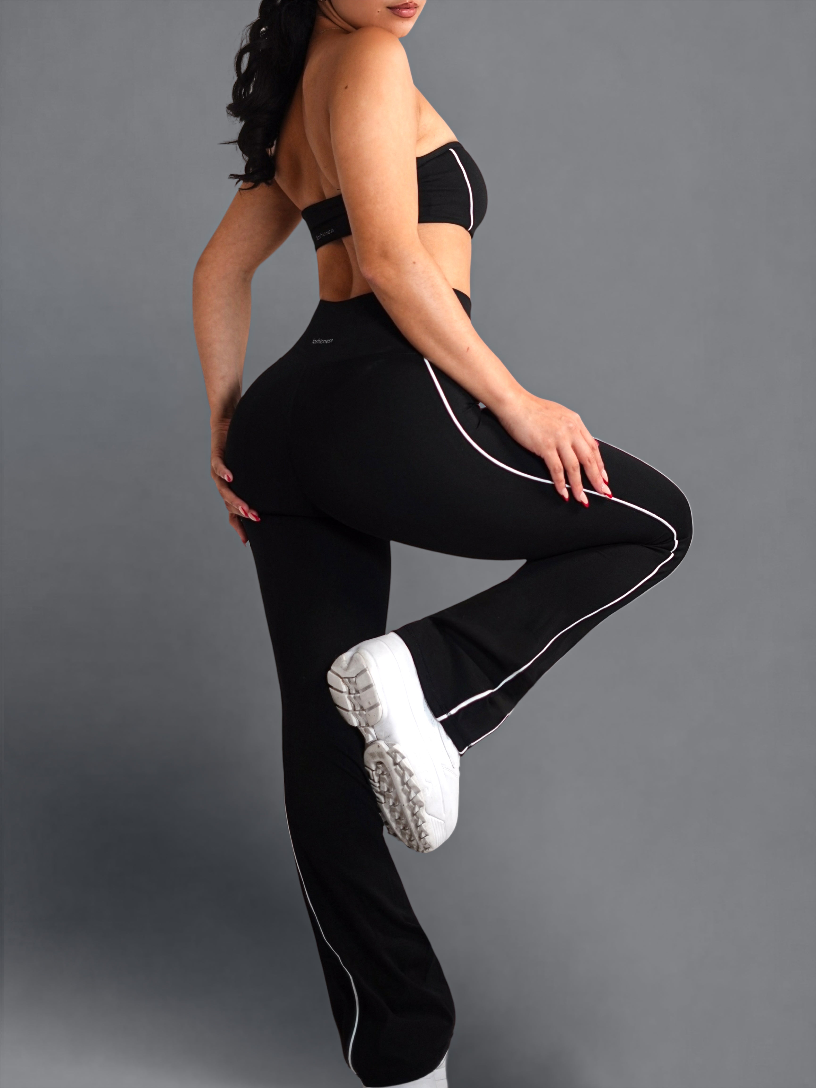 Velour Contrast Flare Leggings (Black)