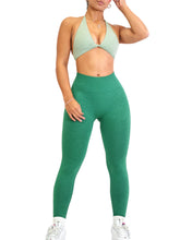 Load image into Gallery viewer, Hip Contour Seamless Scrunch Leggings (Lush Green)