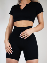 Load image into Gallery viewer, Ribbed Sports Top (Black)