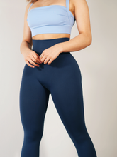 Load image into Gallery viewer, Athletic Seamless Scrunch Leggings (Navy Blue)