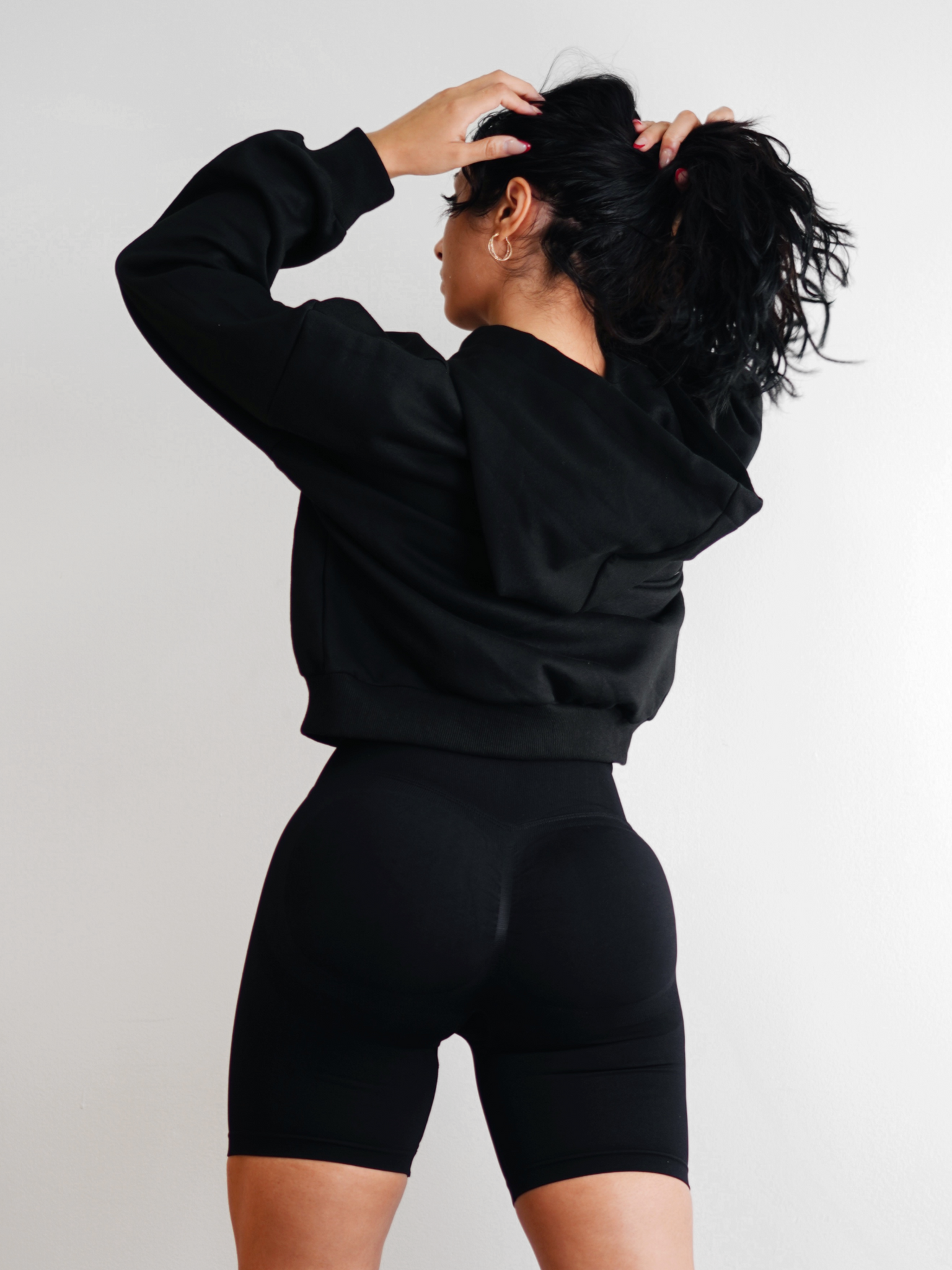 Basic Hoodie (Black) – Fitness Fashioness