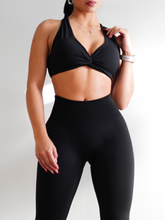 Load image into Gallery viewer, Ribbed Twist Sports Bra (Black)