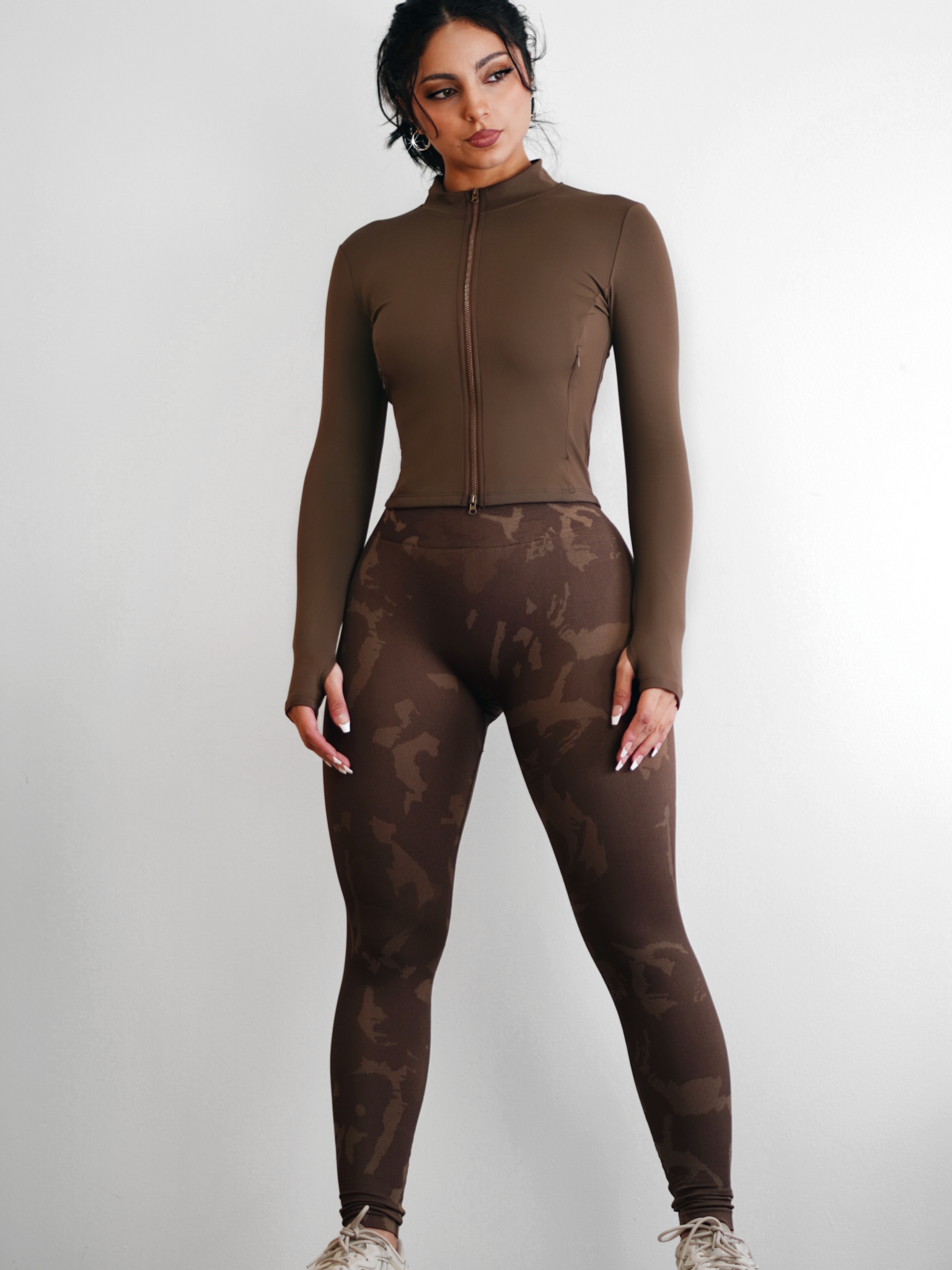 Savage Scrunch Leggings (Brown) – Fitness Fashioness