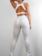 Load image into Gallery viewer, Leopard Scrunch Leggings (White &amp; Gray)