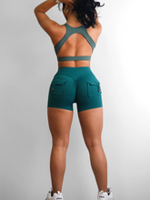Load image into Gallery viewer, Booty Pocket Scrunch Shorts (Emerald)