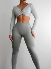 Load image into Gallery viewer, Hip Contour Seamless Scrunch Leggings (Light Gray)
