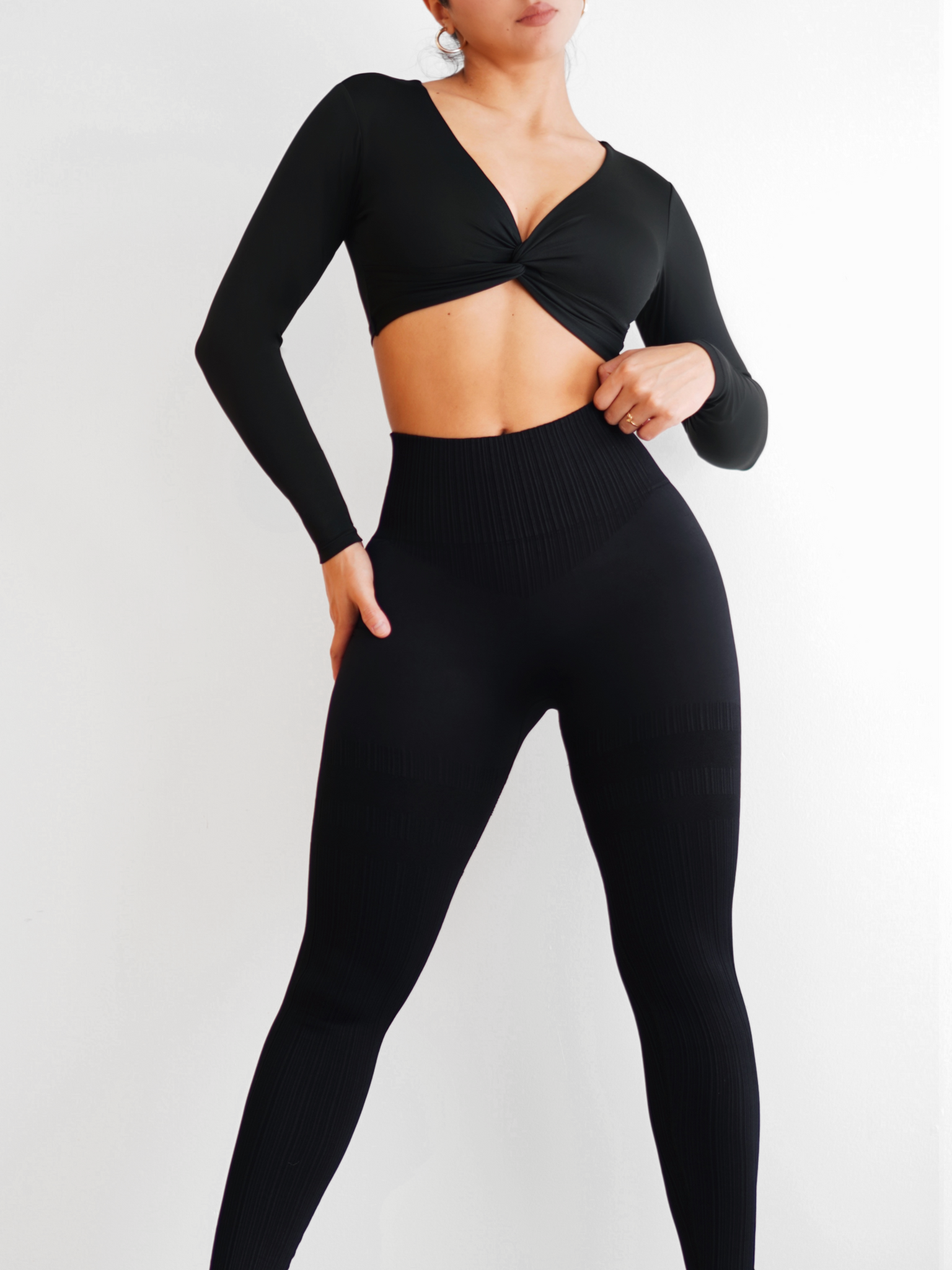 Spark Scrunch Leggings (Black) – Fitness Fashioness