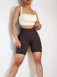 Figure Scrunch Shorts (Cocoa Brown)