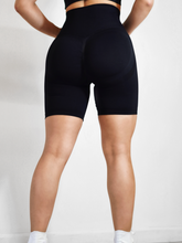 Load image into Gallery viewer, Figure Scrunch Shorts (Black)