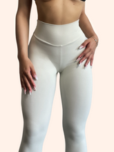 Load image into Gallery viewer, Athletic Club Scrunch Leggings (White/Cream)