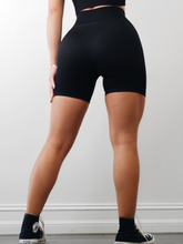 Load image into Gallery viewer, Autumn Ribbed Shorts (Black)