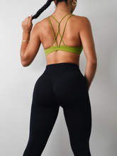 Load image into Gallery viewer, Hiit Sports Bra (Apple Green)